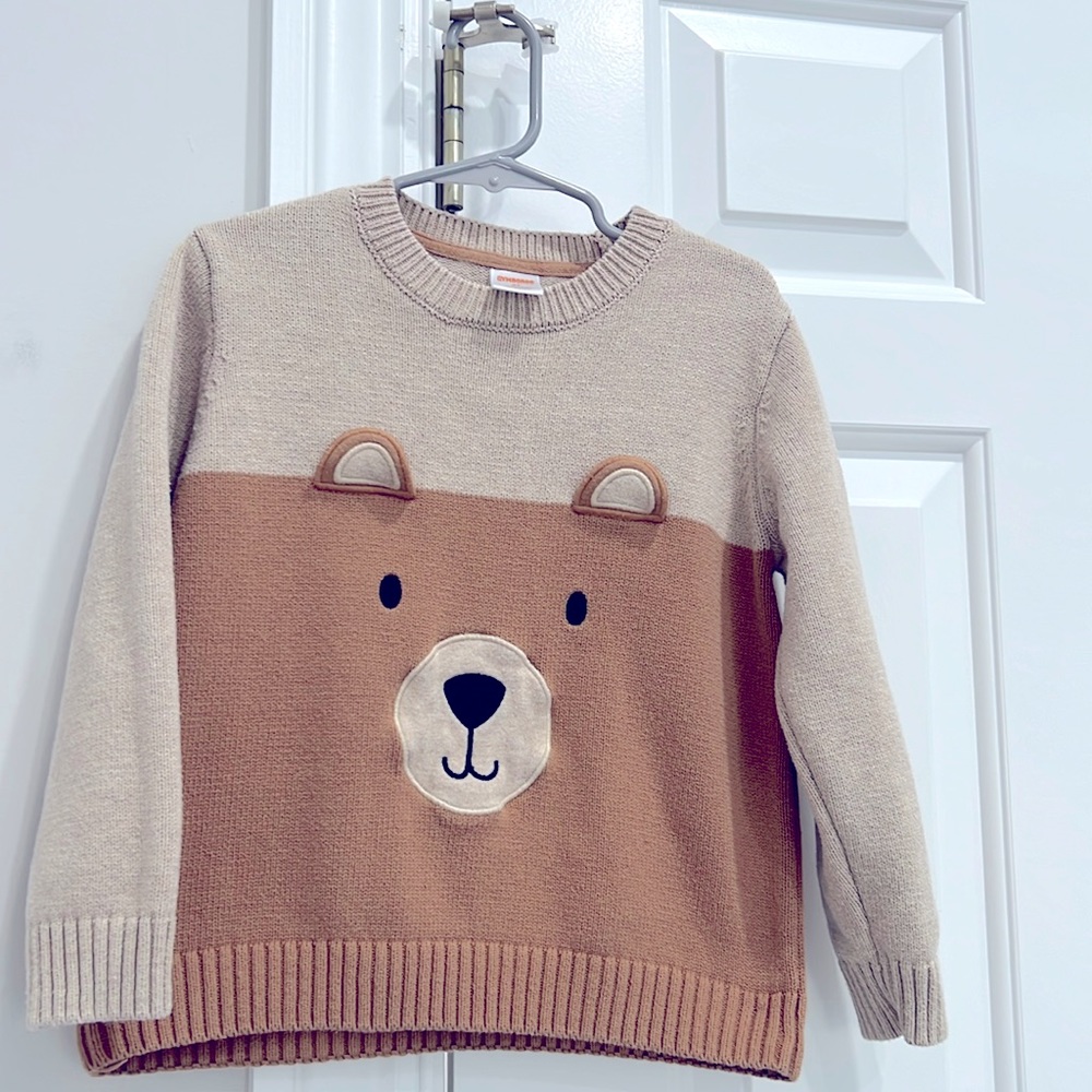 Gymboree size 4 sweater in good condition